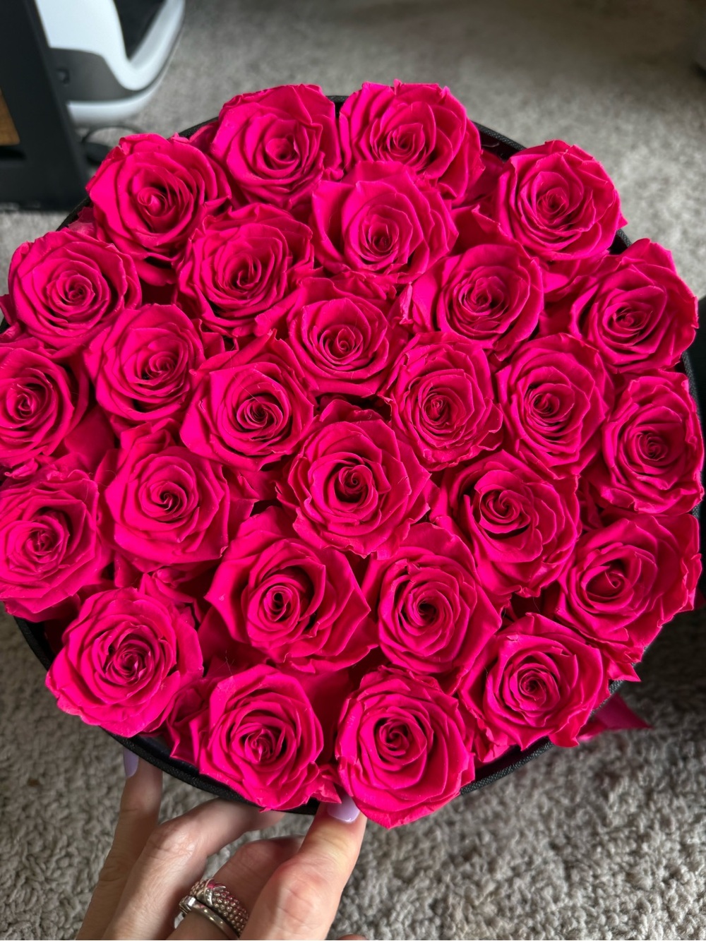 NAT ROSES Hot Pink Rose Box - Picture 3 of 4